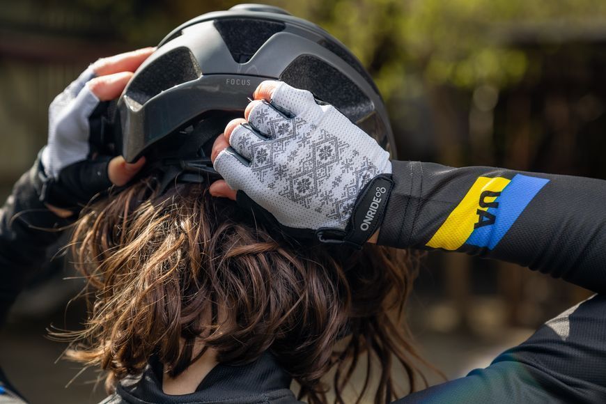 Рукавички ONRIDE Hold 30 Ornament, гелеві подушечки, сірий розмір M
