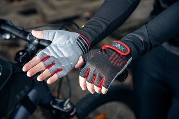 Рукавички DNK Hand, паралонові вставки, колір червоний/чорний розмір XXL